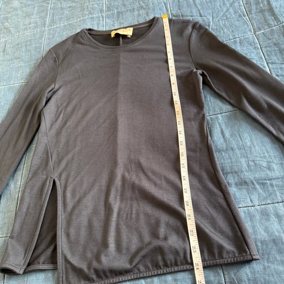 MM LaFleur Navy Blue Ling Sleeve Top Size XS - Picture 6 of 8